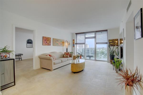 The Residences On Hollywood Beach, 3000 S Ocean Dr #1100, Hollywood, Florida 33019, image 2