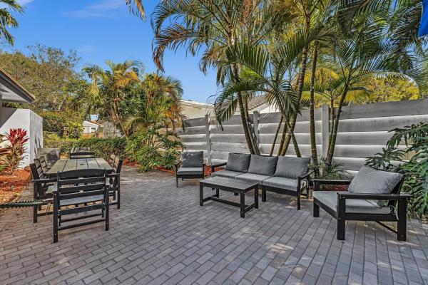 Emerald Hills, 3111 N 52nd Ave, Hollywood, Florida 33021, image 1