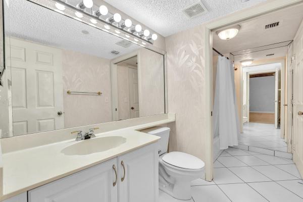 Weldon, 9525 Weldon Cir #H310, Tamarac, Florida 33321, image 1