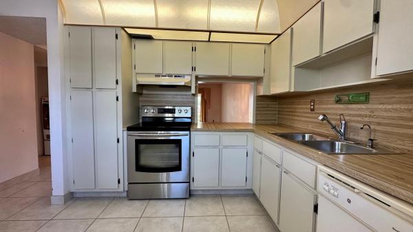 Lakes Of Carriage Hills, 6090 N Sabal Palm Blvd #108, Tamarac, Florida 33319, image 1