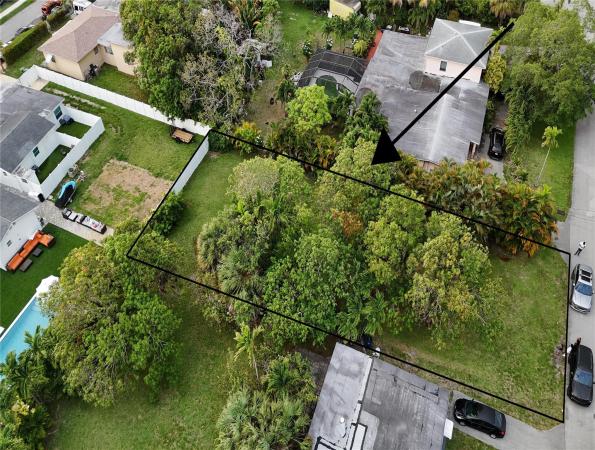 Hallandale Beach No HOA, 524 SW 5th Ave, Hallandale Beach, Florida 33009, image 2