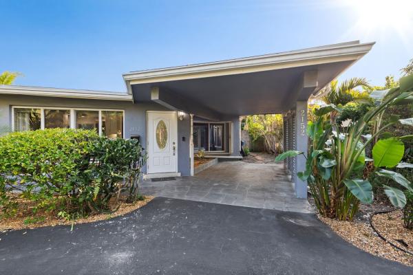 Imperial Point, 2152 NE 62nd St, Fort Lauderdale, Florida 33308, image 2