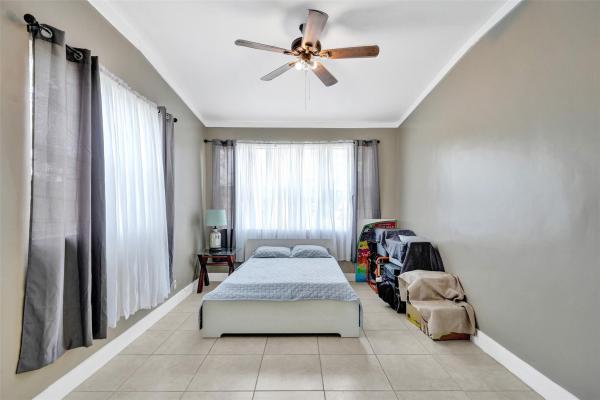 Lauderdale Manors, 1036 NW 13th St, Fort Lauderdale, Florida 33311, image 1