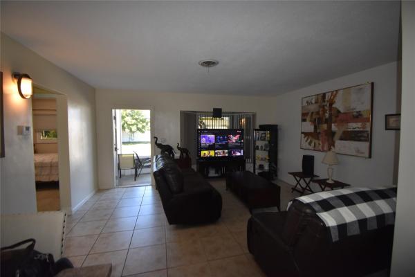 Oakland Estates, 4250 NW 49th Ter, Lauderdale Lakes, Florida 33319, image 1
