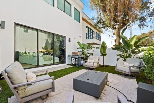 Seawanna, 705 SW 8th Ter, Fort Lauderdale, Florida 33315, image 2