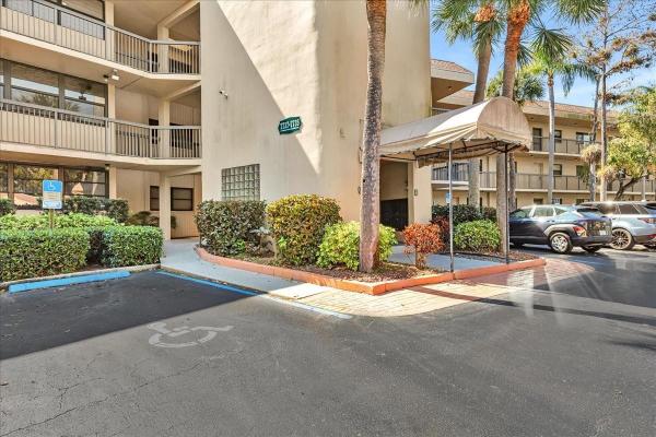 Bonaire At Woodmont, 7737 NW 79th Ave #105, Tamarac, Florida 33321, image 2