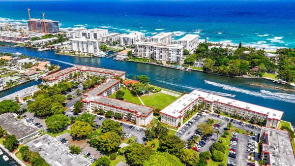 Palm Aire At Coral Key, 3150 NE 48th Ct #414, Hillsboro Beach, Florida 33064, image 2