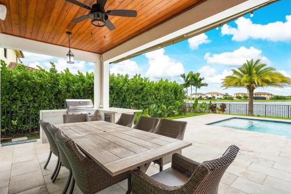 Parkland Bay, 8605 E Baypoint Cir, Parkland, Florida 33076, image 1