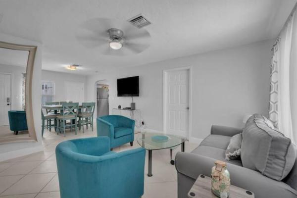 Northwood Harbor, 416 56th St, West Palm Beach, Florida 33407, image 1