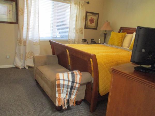Sunrise Lakes 3, 9541 Sunrise Lakes Blvd #210, Sunrise, Florida 33322, image 2