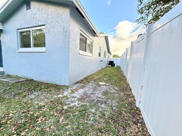 Sandalfoot Cove, 8971 SW 9th St, Boca Raton, Florida 33433, image 1