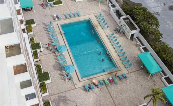 3725 S Ocean Dr #1610, Hallandale Beach, Florida 33019, image 2