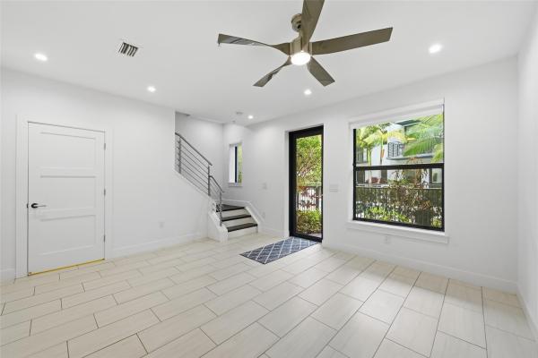 613 NE 22nd Dr, Wilton Manors, Florida 33305, image 1