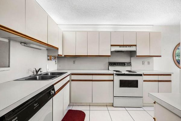 Lakeside Of Banyan Springs, 10118 Mangrove Dr #104, Boynton Beach, Florida 33437, image 1