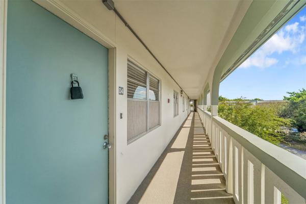 2501 Antigua Ter #D4, Coconut Creek, Florida 33066, image 1