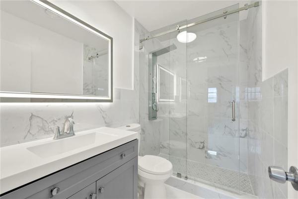 Royal Plaza, 2864 NE 32nd St #7, Fort Lauderdale, Florida 33306, image 2