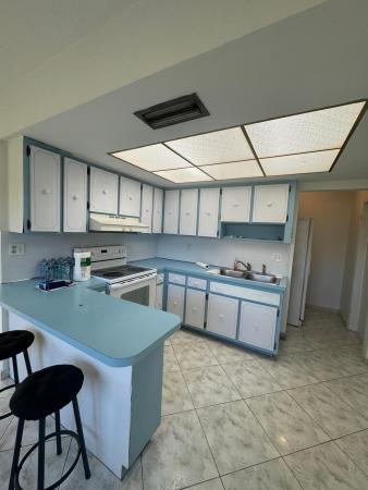 Boca Raton Heights, 452 W Royal Palm Rd, Boca Raton, Florida 33432, image 1