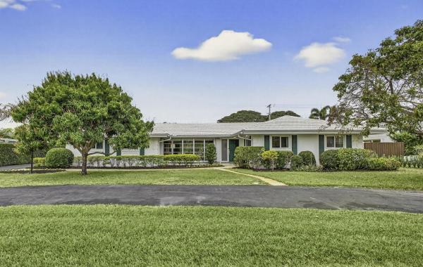 Tequesta Country Club, 171 Golfview Dr, Tequesta, Florida 33469, image 2