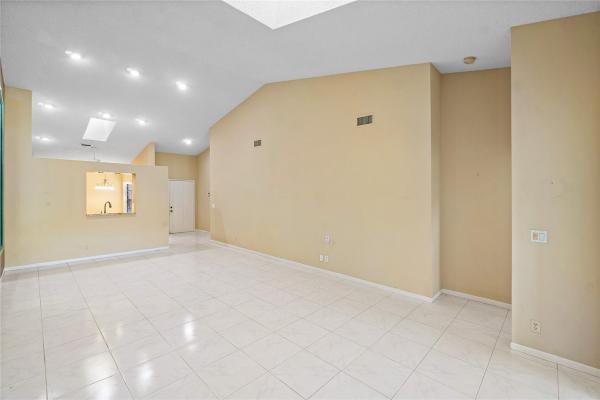 Parkshore At Whisper Walk, 8151 Springlake Dr, Boca Raton, Florida 33496, image 2