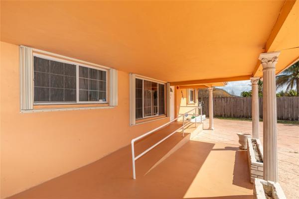 Welwyn Manor, 6309 SW 18th St, Miramar, Florida 33023, image 1