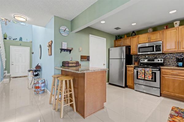 Discovery Pointe, 2253 W Discovery Cir #2253, Deerfield Beach, Florida 33442, image 1