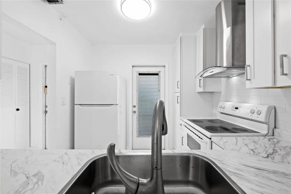 Camellia Gardens, 5031 W Oakland Park Blvd #309, Lauderdale Lakes, Florida 33313, image 1