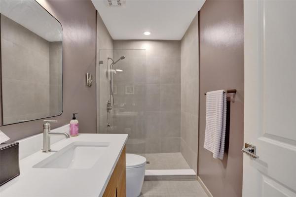Wilton Station, 2631 NE 14th Ave #404, Wilton Manors, Florida 33334, image 2