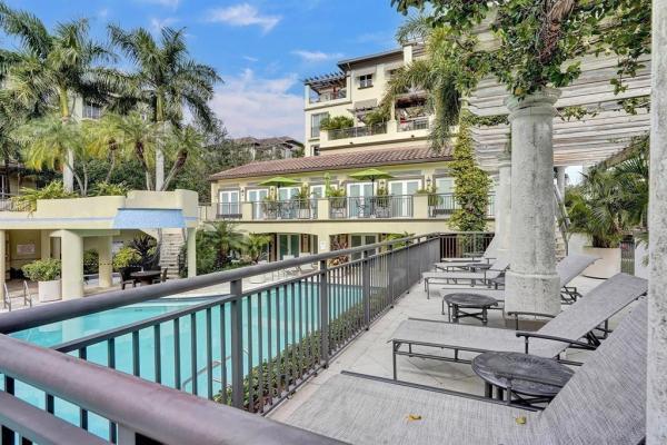Wilton Station, 2631 NE 14th Ave #404, Wilton Manors, Florida 33334, image 3