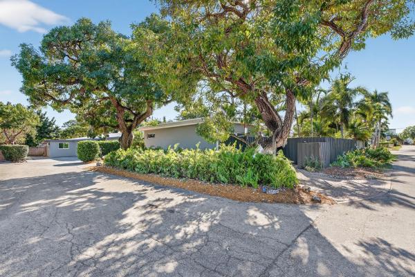 South Corals, 1510 NE 39th St, Oakland Park, Florida 33334, image 1
