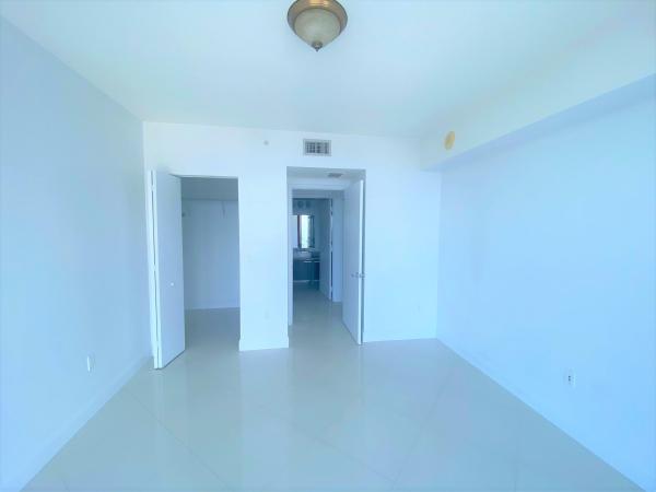 Latitude On The River, 185 SW 7th St #3708, Miami, Florida 33130, image 3