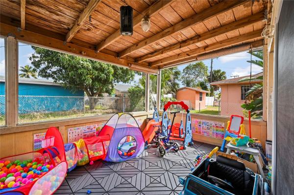 Park Manor, 3420 E Avenue H, Riviera Beach, Florida 33404, image 1