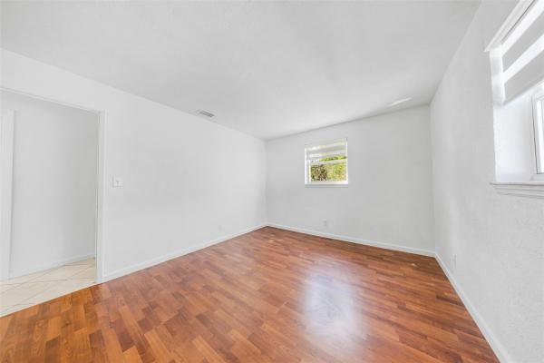 5921 NE 1st Ave, Oakland Park, Florida 33334, image 1