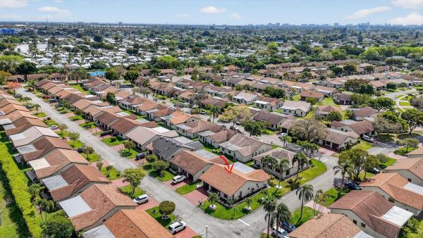 The Meadows Of Crystal Lake, 2062 SW 15th Pl, Deerfield Beach, Florida 33442, image 1