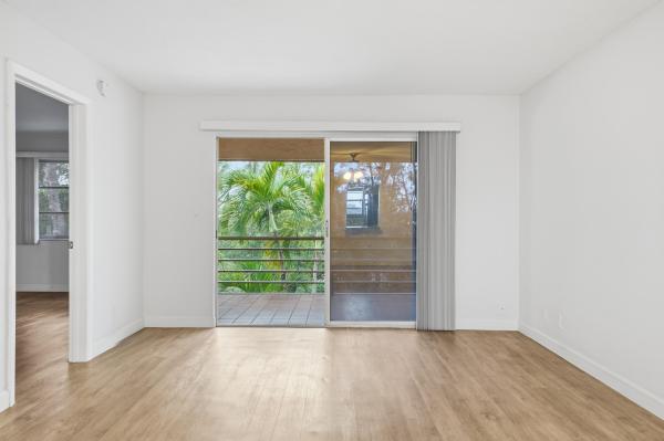 Casa Del Sol, 1400 NE 57th St #304, Fort Lauderdale, Florida 33334, image 2