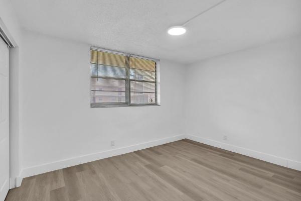 Country Pines, 7175 Orange Dr #111H, Davie, Florida 33314, image 3