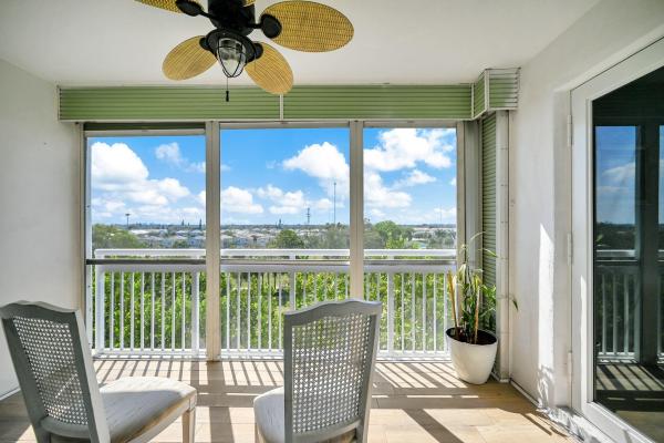 Hillcrest, 4400 Hillcrest Dr #605A, Hollywood, Florida 33021, image 1