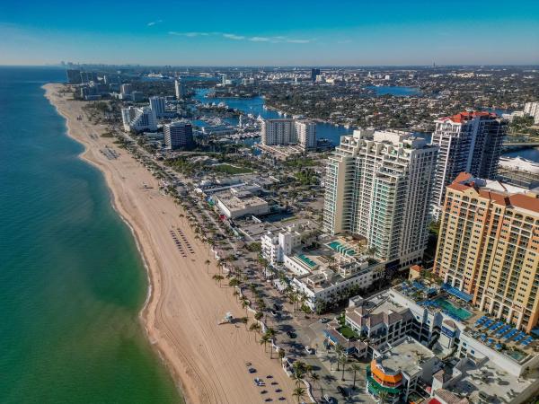 Las Olas Beach Club, 101 S Fort Lauderdale Beach Blvd #705, Fort Lauderdale, Florida 33316, image 3