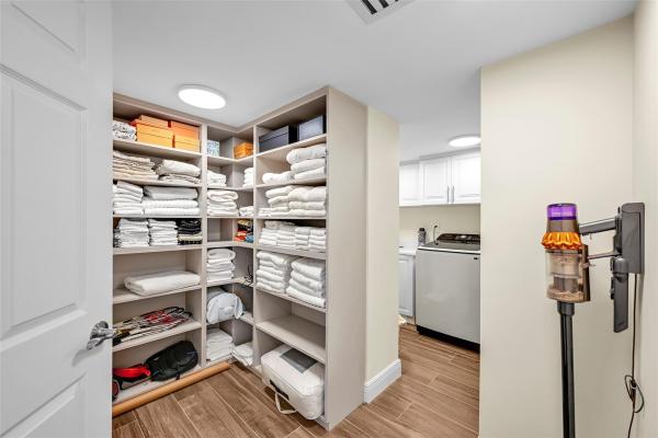 19667 Turnberry Way #20GR, Miami, Florida 33180, image 1