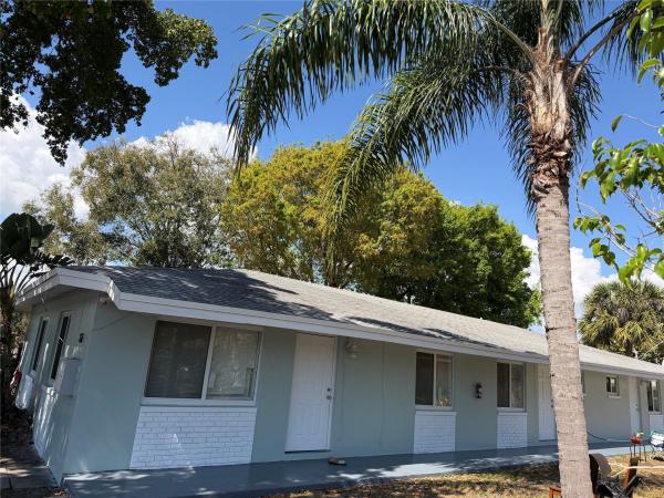Westfield, 131 SW 14th Ct #A-C, Pompano Beach, Florida 33060, image 2
