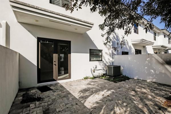 11742 SW 106th Ter #11742, Unincorporated Dade County, Florida 33186, image 1