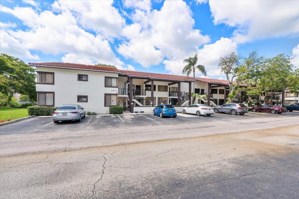 Mira Lago, 3100 NW 46th St #203, Oakland Park, Florida 33309, image 1