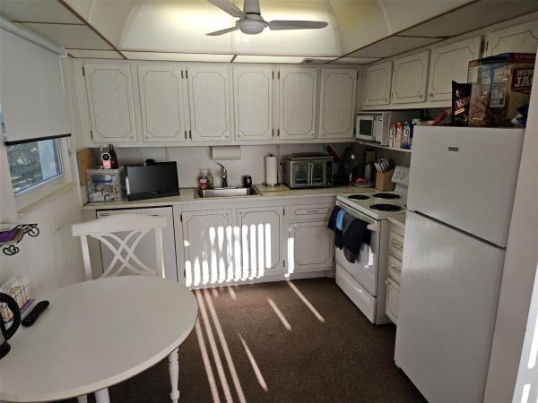 Lyndhurst, 4015 Lyndhurst I, Deerfield Beach, Florida 33442, image 3
