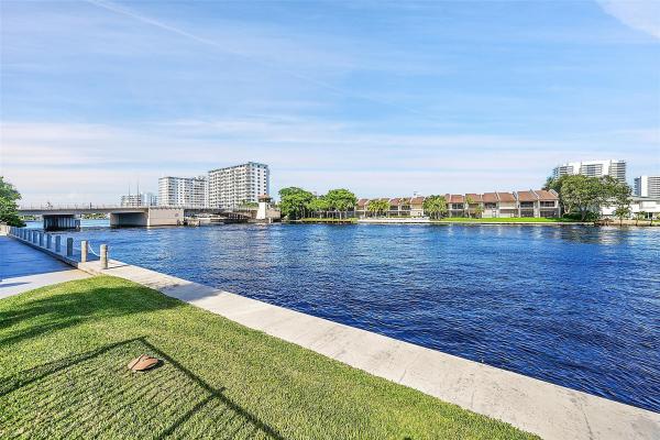 Voyager, 2900 NE 14th Street Cswy #709, Pompano Beach, Florida 33062, image 1