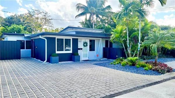 602 NE 27th St #1-2, Wilton Manors, Florida 33334, image 1