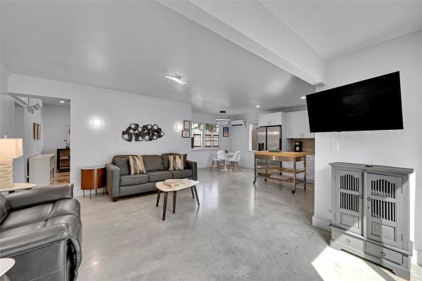 602 NE 27th St #1-2, Wilton Manors, Florida 33334, image 3