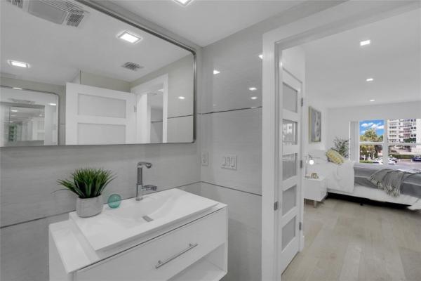 Ocean Riviera, 3550 Galt Ocean Dr #208, Fort Lauderdale, Florida 33308, image 1
