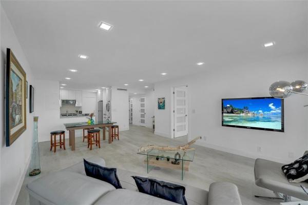 Ocean Riviera, 3550 Galt Ocean Dr #208, Fort Lauderdale, Florida 33308, image 2
