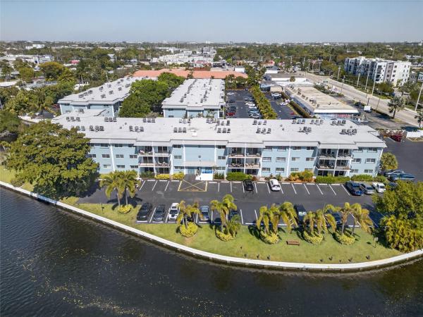 River Manor, 3004 NE 5th Ter #305-C, Wilton Manors, Florida 33334, image 3