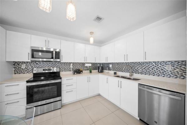 Paradise One, 14474 SW 259th St, Princeton, Florida 33032, image 1