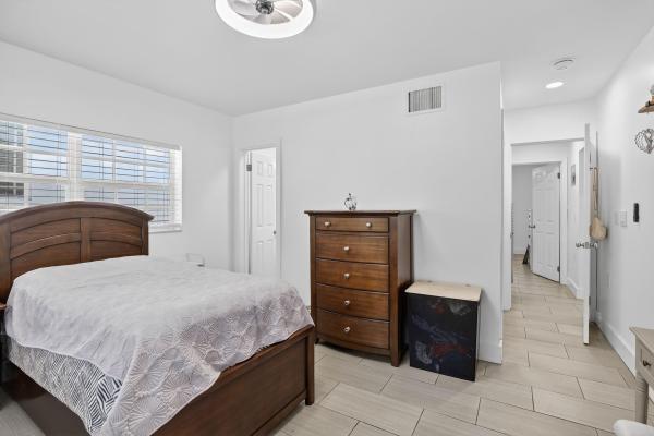 Floral Ridge, 1213 SW 21st St, Fort Lauderdale, Florida 33315, image 2